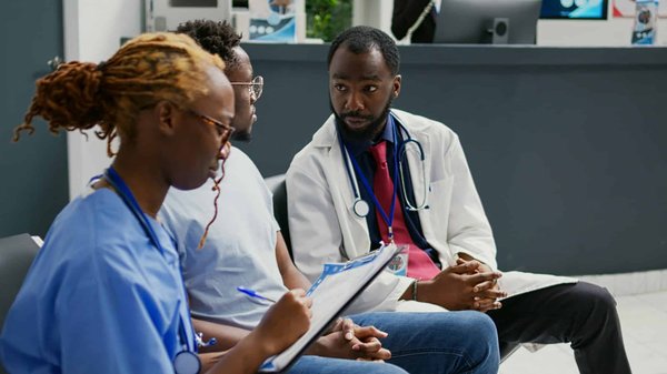 Quelles sont les heures d'ouverture habituelles de la clinique?